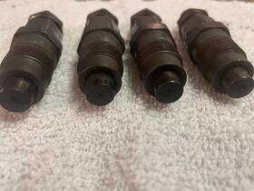 131406360 Used Fuel Injectors Set Of 4