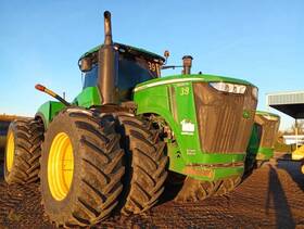 1650m Scraper Tractor