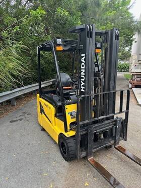 20bt-9 Used Electric Fork Lifts For Sale