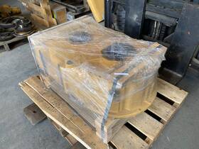 248-0356 Used Caterpillar Transmission Case