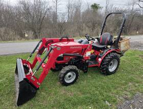 26xlt Mahindra Max Shuttle Loader Tractor 4wd Diesel Transmission