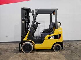2c4000 2016 Caterpillar 4 000lb 3 Stage Cushion Lpg Forklift Stk 14943