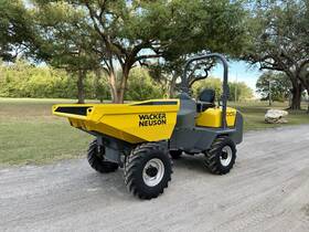 3001s 2017 Wacker Neuson Swivel Dumper - 6 600 Lb Capacity Yanmar Diesel
