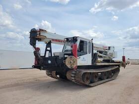 30105 Elliott Crane On Camoplast 3000 Hy Crawler Carrier
