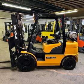 30l-7a 2018 Hyundai 6000lbs Used Forklift Lp Gas Triple Mast Sideshift 1370 Hrs
