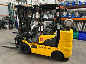 30lc-7s 2018 Hyundai Propane Forklift 30lc7s Cushion 5300 Lb Lift Side Shift Low Hours