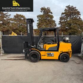 40l-7a 2019 Hyundai Lpg 9 000 Lbs. Pneumatic Dually Forklift Ss- 1 224 Hours