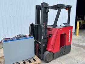 425-c35tt 425-c50tt 2017 Raymond 3500 Lb Cap. Electric Standup Forklift 3 Stage Mast 188 Inch