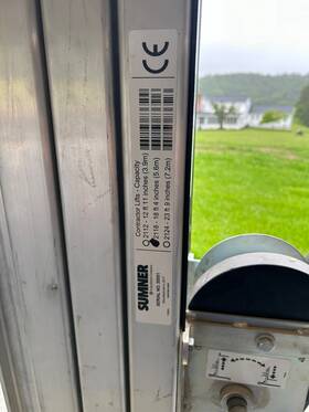 432-783651 Sumner 2118 Series 18-feet Contractor Lift / Materials Nearly New Excellent