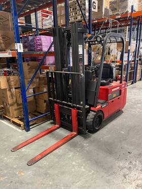 445c-30tt Raymond 3 Wheel Electric 36v Forklift 3-stage Mast With Sideshift