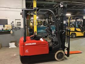 446-0c40 2017 Raymond 4000 Lb Electric Forklift With Side Shift 1519 Hours