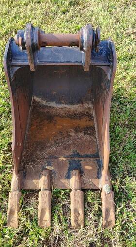 464-9902 Cat 303 Mini Excavator Used Bucket