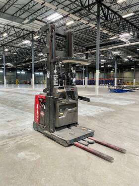 550-opc30tt 2012 Raymond Order Picker Forklift 300 Inch Height