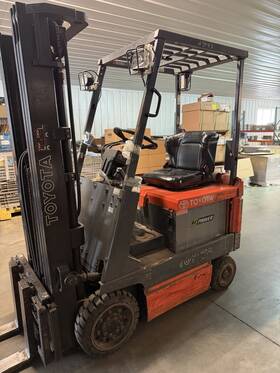 5fbcu15 Toyota Electric Forklift 3000lb Capacity Side Shift 189 Inch Lift - 48v Or 36v