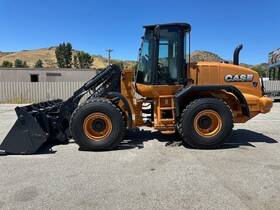621f-xt Case Loaded With Every Option Very Low Hours Ex South Ca City Show Room