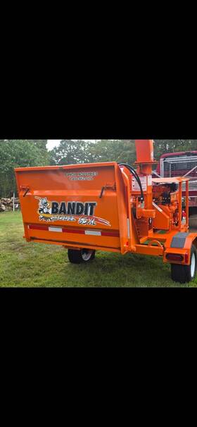 650xl 2006 Brush Bandit Diesel 75 Hours