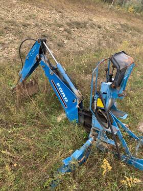 757b Ford Backhoe Attchment