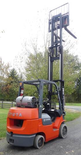 7fgu32 2004 Toyota Propane Lp Forklift 5720 Lbs. With Side Shift