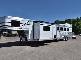 8415srk 2022 Smc Patriot Horse Trailer 33ft2 Inch Long X 8ft Wide 7ft6 High