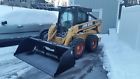8875 John Deere Skid Steer Bobcat