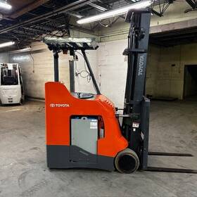 8bncu15 2016 Toyota 3000lbs Stand Up Electric Forklift Triple Mast Sideshift
