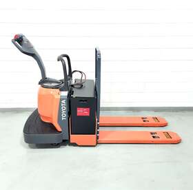 8hbe30 Nice Toyota 6000 Lb Electric Pallet Jack Walkie Ride On End Rider