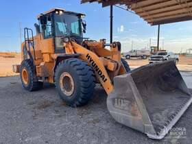 A3996401 2017 Hyundai Hl960