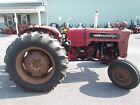 B-414 International 1961 Tractor 43.5