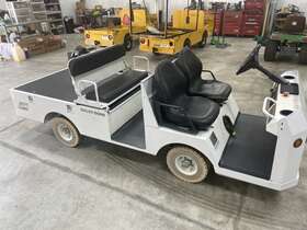 B5-440 2017 Taylor Dunn 48v Electric Utility Cart 2 Row 4 Seater
