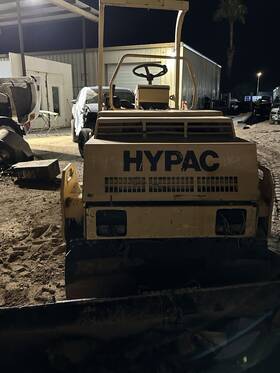 B747c Hypac Steel Drum Roller Asphalt