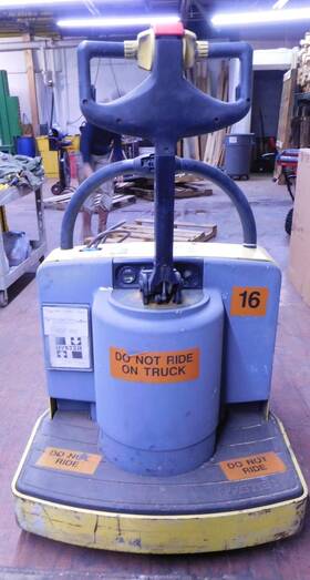 E37018 Ba0z Hyster Electric Pallet Jack B80z 24v Type Ee Battery E Max Ah 750