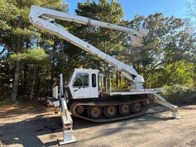 Gt3000 Caterpillar 2009 Camoplast Gotract Crawler Atv Altec A72t Material Handler Bucket