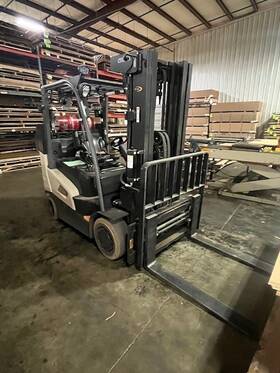 Cgc35s-9 2023 Crown 8 000 Lb. Capacity 4-wheel Forklift Under Man. War.. 965hr