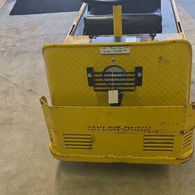 Co-014-32 Taylor-dunn 2023 C432wheel Electric Utility Vehicle