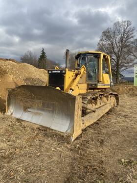 D135 1988 Komatsu Dozer