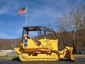 D37e-2 Komatsu Dozer Foresty Package With Winch And 6 Way Blade