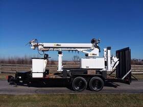 Db37 2012 Altec 37ft 3 800 Lb Digger Derrick Crawler Backyard Trailer And Bucket