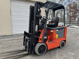 E5000-ac 2007 Caterpillar 5 000lb Warehouse Forklift Electric Side Shift