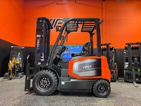 Fb25v 2025 Viper 5 000lb 3 Stage Air Pneumatic Electric Forklift
