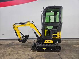 14880 Ff-13 2024 Industrial 1.25 Ton Track Gasoline Cab Mini Excavator Stk