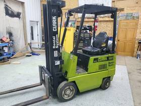 Gcx15e Clark 2450 Lb Capacity Forklift