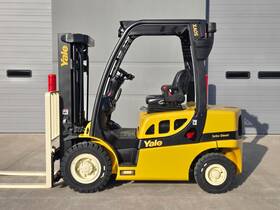 Gdp050vxnkae078 2019 Yale Diesel 3 Stage Mast 5000 Lb Pneumatic Tire Forklift