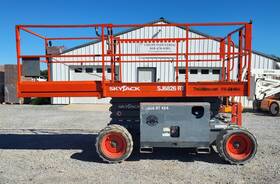 Sj6826 Genie Rough Terrain Scissor Lift 2017 Skyjack Rt 26ft Diesel 4wd Jlg