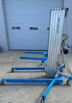 Sla-25 Genie Superlift Advantage Material Lift -