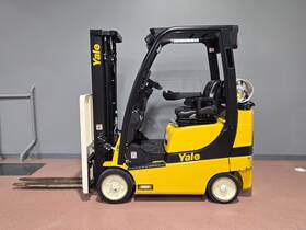 Glc040vxnrae082 2017 Yale Lpg 3 Stage Mast 4000 Lb Cushion Forklift Hyster