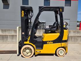 Glc050vxneaq084 2019 Yale Lpg 3 Stage Mast 5000 Lb Side-shift Cushion Forklift