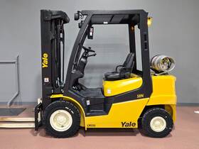 Glp050nnnxae086 2023 Yale Lpg 3 Stage Mast 5000 Lb Pneumatic Forklift Hyster