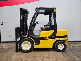 Gtp070vx 2020 Yale 3 Stage 7 000lb Pneumatic Gasoline Forklift Stk 16036