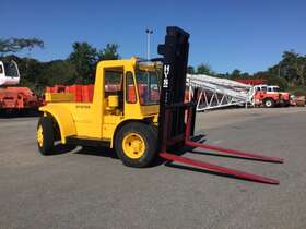 H200e Hyster Forklift 20 000 Lbs Capacity 8 Forks