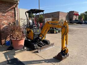 Hd17v5 Kato Excavator